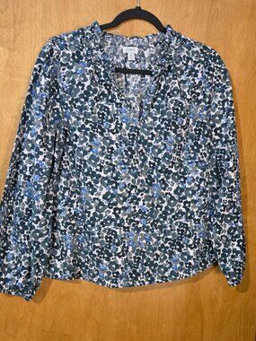 J. Crew Factory Split Neck Ruffle Blouse Size Medium Green Floral Pullover